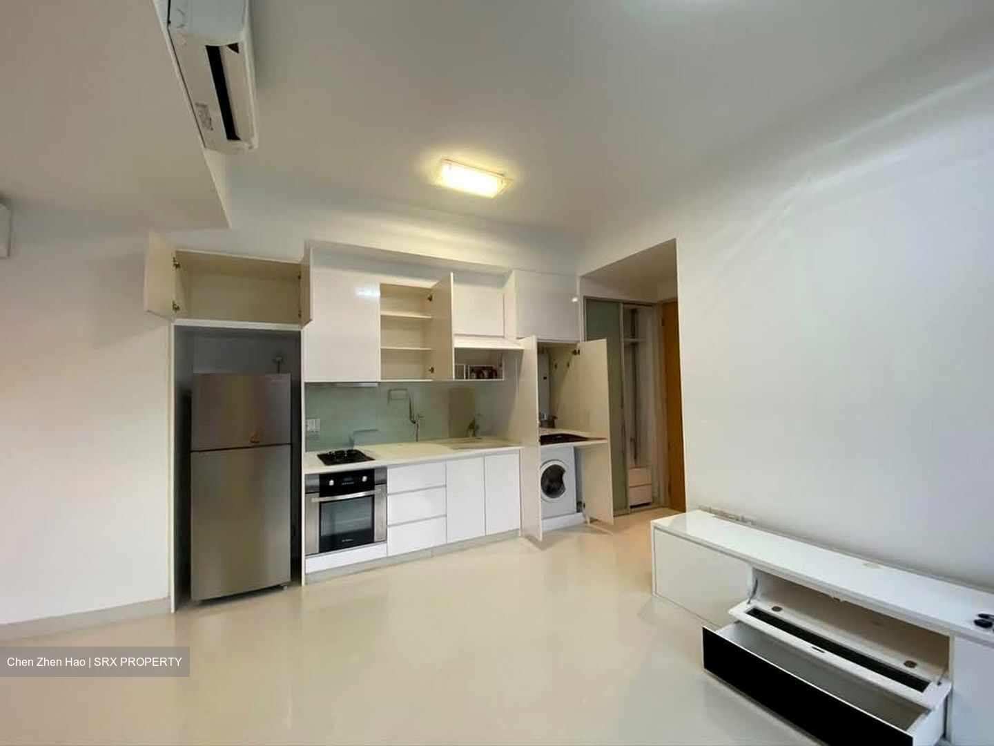 D'Castilia (D15), Apartment #557710411